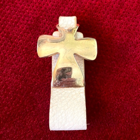 Bracelet cross - Picture 2 of 6